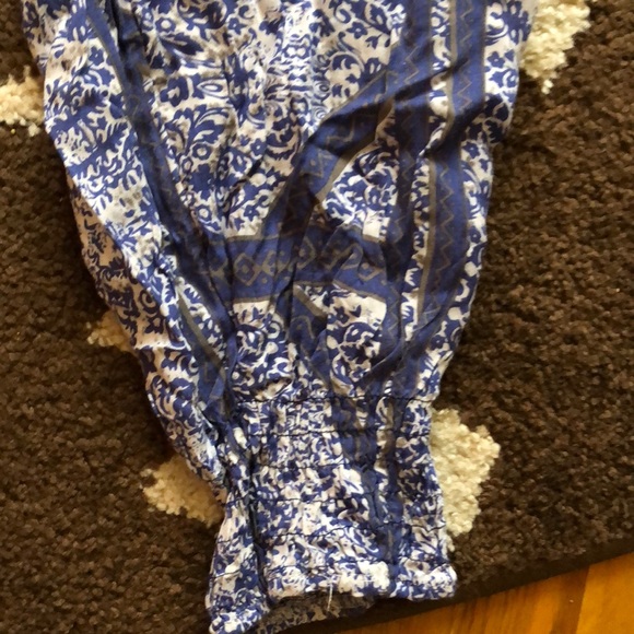 Size Small Blue and White Pants - Picture 2 of 3